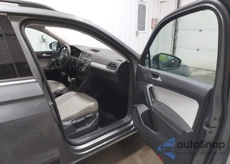 2018 Volkswagen Tiguan 2.0T S z USA, uszkodzony, nr VIN 3VV0B7AX9JM016003